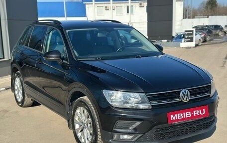 Volkswagen Tiguan II, 2018 год, 1 949 000 рублей, 3 фотография