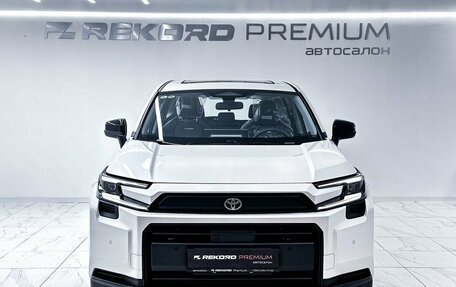 Toyota RAV4, 2025 год, 4 750 000 рублей, 4 фотография