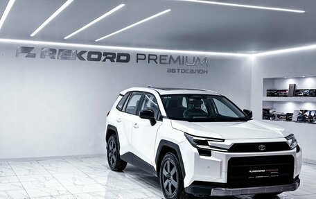 Toyota RAV4, 2025 год, 4 750 000 рублей, 2 фотография