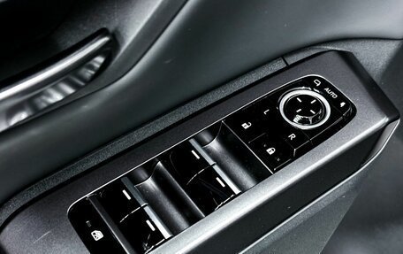 Toyota RAV4, 2025 год, 4 750 000 рублей, 10 фотография