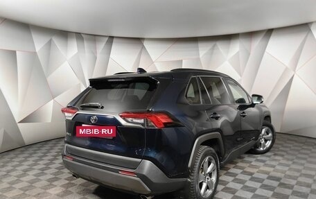 Toyota RAV4, 2020 год, 2 843 000 рублей, 2 фотография