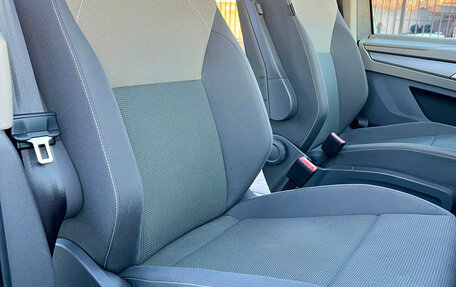 Volkswagen Multivan, 2022 год, 4 370 000 рублей, 15 фотография