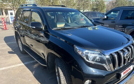 Toyota Land Cruiser Prado 150 рестайлинг 2, 2016 год, 4 995 000 рублей, 5 фотография