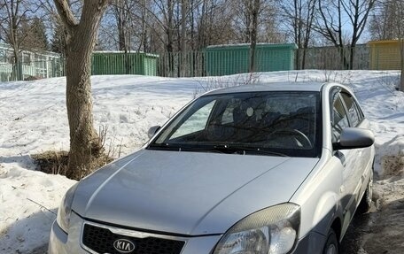 KIA Rio II, 2009 год, 520 000 рублей, 1 фотография