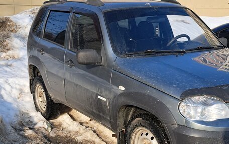 Chevrolet Niva I рестайлинг, 2011 год, 390 000 рублей, 3 фотография
