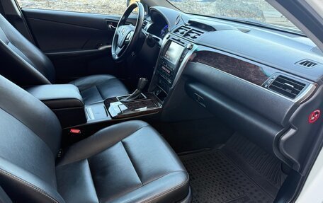 Toyota Camry, 2016 год, 2 250 000 рублей, 25 фотография