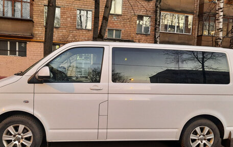 Volkswagen Multivan T5, 2012 год, 2 300 000 рублей, 3 фотография