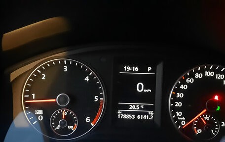 Volkswagen Multivan T5, 2012 год, 2 300 000 рублей, 13 фотография