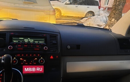 Volkswagen Multivan T5, 2012 год, 2 300 000 рублей, 11 фотография