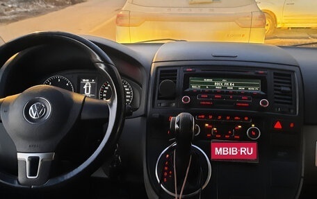 Volkswagen Multivan T5, 2012 год, 2 300 000 рублей, 12 фотография