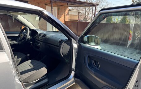 Skoda Fabia II, 2011 год, 600 000 рублей, 12 фотография