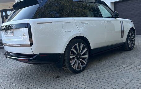 Land Rover Range Rover IV рестайлинг, 2022 год, 15 700 000 рублей, 4 фотография