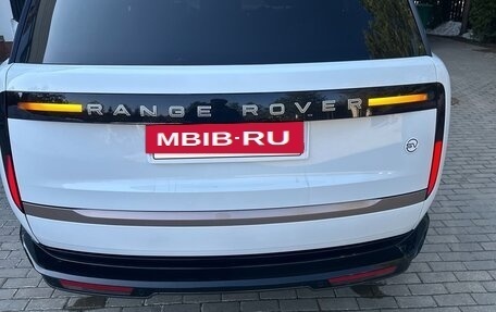 Land Rover Range Rover IV рестайлинг, 2022 год, 15 700 000 рублей, 5 фотография