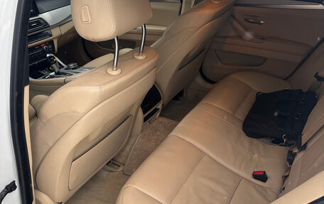 BMW 5 серия, 2014 год, 2 100 000 рублей, 2 фотография