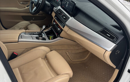 BMW 5 серия, 2014 год, 2 100 000 рублей, 16 фотография