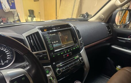 Toyota Land Cruiser 200, 2014 год, 7 250 000 рублей, 6 фотография