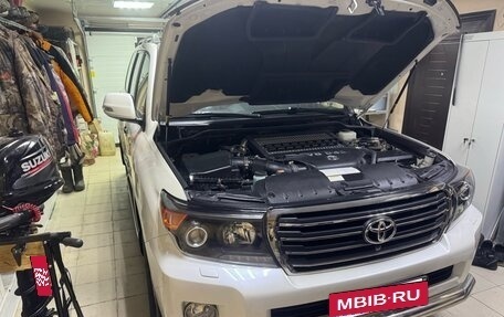 Toyota Land Cruiser 200, 2014 год, 7 250 000 рублей, 5 фотография