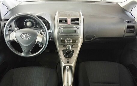 Toyota Auris II, 2007 год, 626 000 рублей, 11 фотография