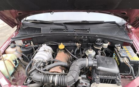 Chevrolet Niva I рестайлинг, 2004 год, 200 000 рублей, 5 фотография