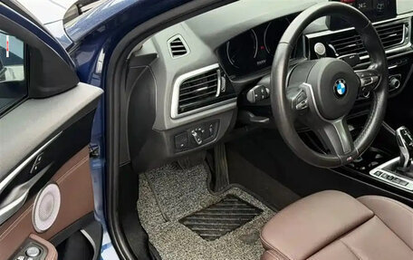 BMW 1 серия, 2022 год, 1 850 000 рублей, 11 фотография