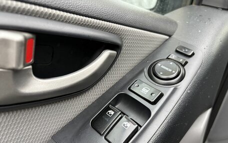 Hyundai Grand Starex Grand Starex I рестайлинг 2, 2011 год, 1 470 000 рублей, 10 фотография