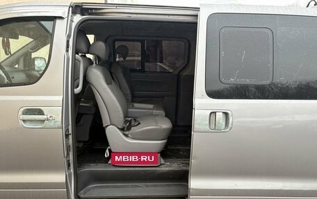 Hyundai Grand Starex Grand Starex I рестайлинг 2, 2011 год, 1 470 000 рублей, 12 фотография