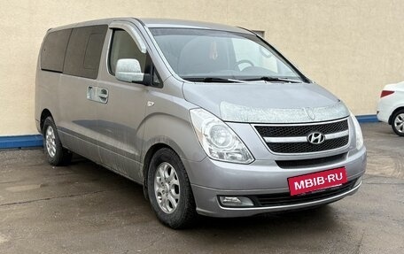 Hyundai Grand Starex Grand Starex I рестайлинг 2, 2011 год, 1 470 000 рублей, 3 фотография