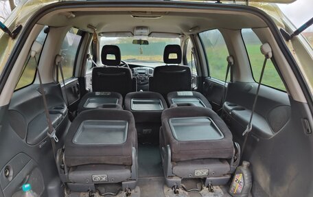 Mazda MPV II, 2002 год, 400 000 рублей, 12 фотография