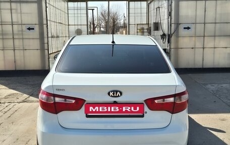 KIA Rio III рестайлинг, 2014 год, 990 000 рублей, 2 фотография