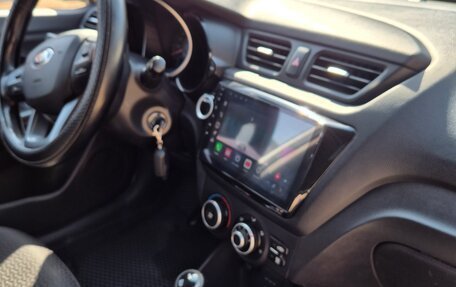 KIA Rio III рестайлинг, 2014 год, 990 000 рублей, 7 фотография