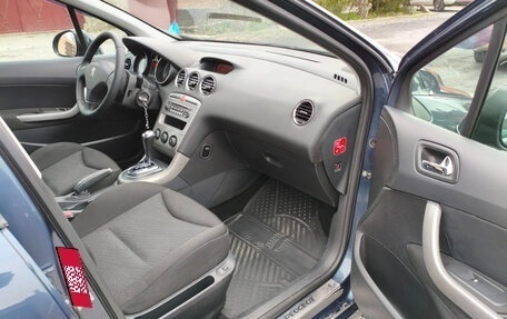 Peugeot 308 II, 2011 год, 535 000 рублей, 2 фотография