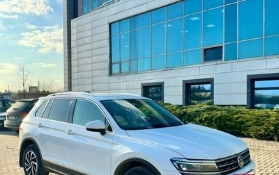 Volkswagen Tiguan II, 2018 год, 1 650 000 рублей, 1 фотография