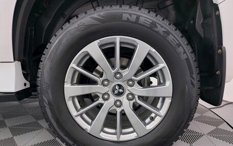 Mitsubishi Pajero Sport III рестайлинг, 2018 год, 3 269 000 рублей, 25 фотография