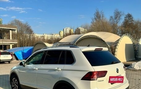 Volkswagen Tiguan II, 2018 год, 1 650 000 рублей, 6 фотография