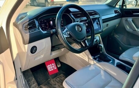 Volkswagen Tiguan II, 2018 год, 1 650 000 рублей, 7 фотография