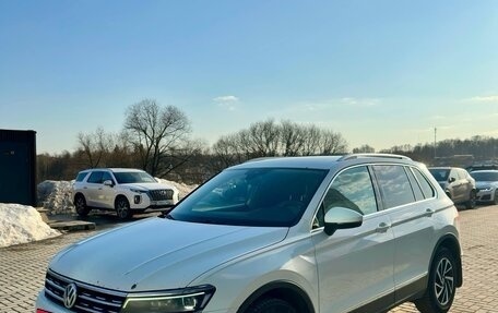 Volkswagen Tiguan II, 2018 год, 1 650 000 рублей, 2 фотография