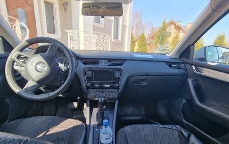 Skoda Octavia, 2017 год, 750 000 рублей, 4 фотография