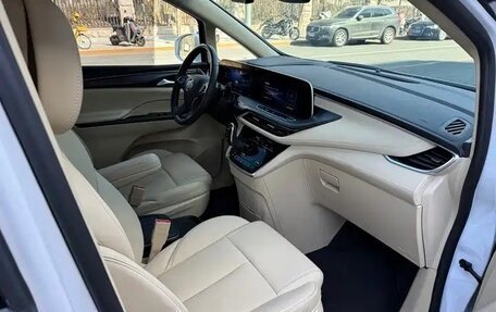 Buick GL8 III, 2023 год, 6 127 330 рублей, 10 фотография