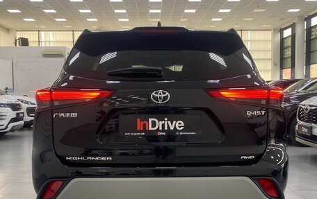 Toyota Highlander, 2026 год, 5 950 000 рублей, 5 фотография