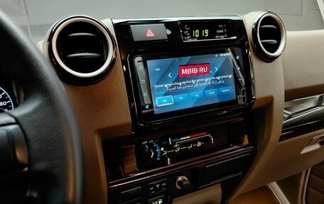 Toyota Land Cruiser 70, 2022 год, 9 190 000 рублей, 18 фотография