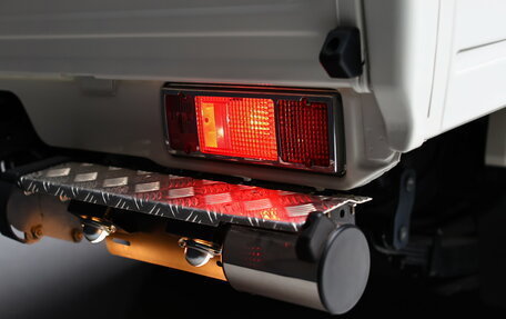 Toyota Land Cruiser 70, 2022 год, 9 190 000 рублей, 14 фотография