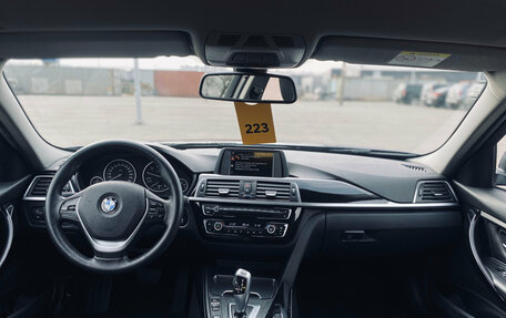 BMW 3 серия, 2017 год, 1 650 000 рублей, 11 фотография