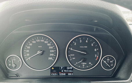 BMW 3 серия, 2017 год, 1 650 000 рублей, 16 фотография