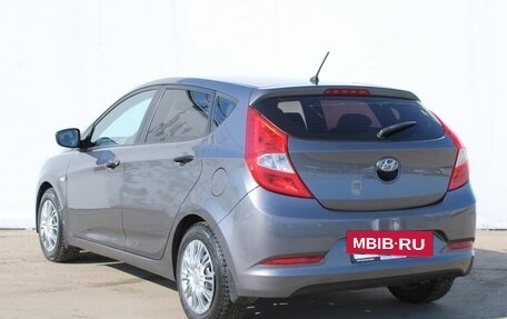 Hyundai Solaris II рестайлинг, 2015 год, 810 000 рублей, 5 фотография