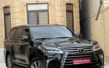 Lexus LX III, 2017 год, 6 500 000 рублей, 1 фотография