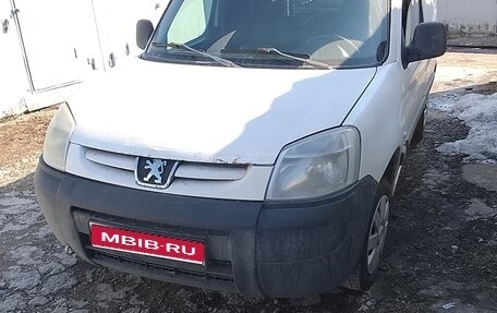 Peugeot Partner II рестайлинг 2, 2010 год, 300 000 рублей, 1 фотография