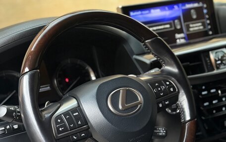 Lexus LX III, 2017 год, 6 500 000 рублей, 6 фотография