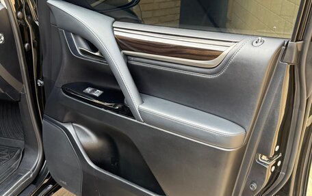 Lexus LX III, 2017 год, 6 500 000 рублей, 27 фотография