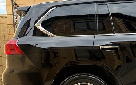 Lexus LX III, 2017 год, 6 500 000 рублей, 29 фотография