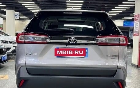 Toyota RAV4, 2023 год, 4 569 130 рублей, 6 фотография